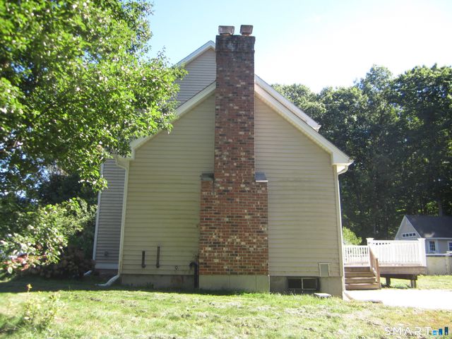 18 Melissa Way, Stafford, CT 06076