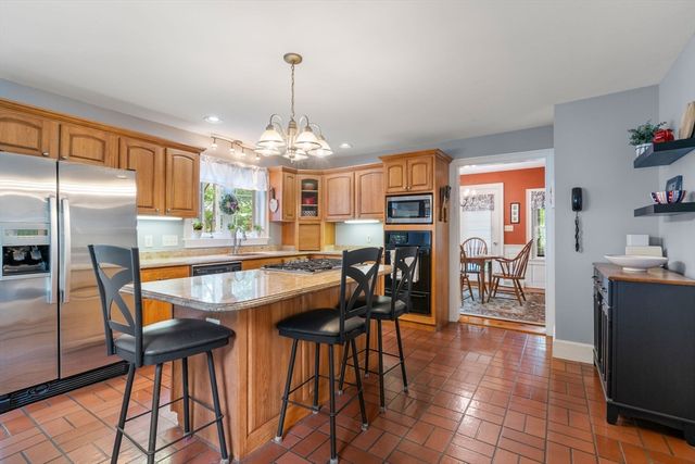 670 Webster St, Marshfield, MA 02050