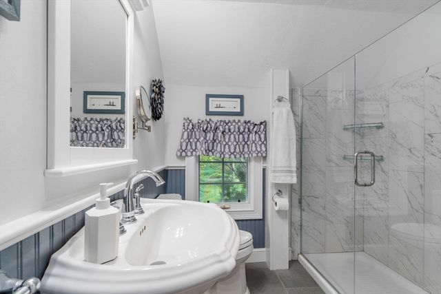 670 Webster St, Marshfield, MA 02050