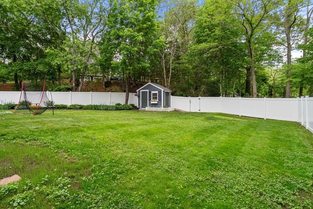 670 Webster St, Marshfield, MA 02050