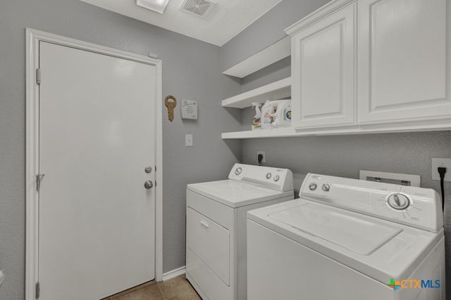 716 Hollow Ridge, Schertz, TX 78108