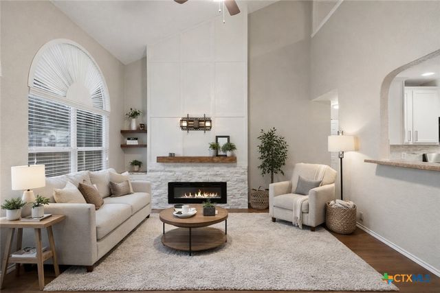 716 Hollow Ridge, Schertz, TX 78108