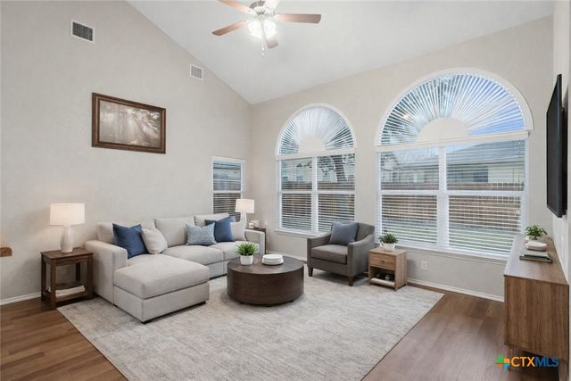 716 Hollow Ridge, Schertz, TX 78108