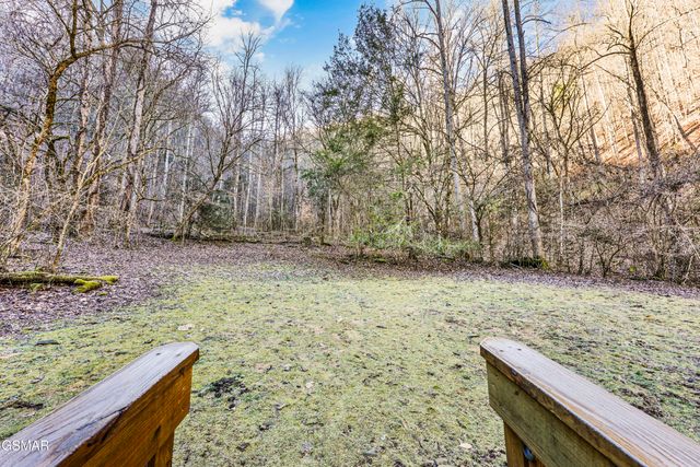 4876 Pearl Valley Road, Sevierville, TN 37876