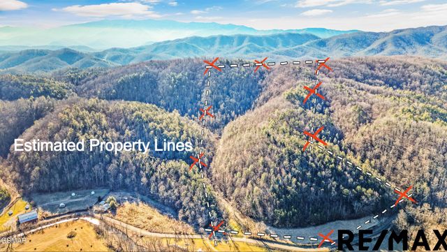 4876 Pearl Valley Road, Sevierville, TN 37876