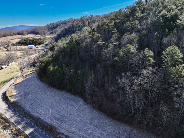 4876 Pearl Valley Road, Sevierville, TN 37876