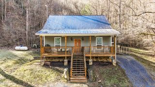 4876 Pearl Valley Road, Sevierville, TN 37876