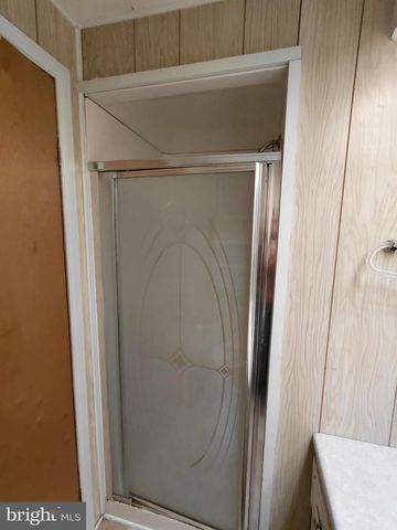 11 TRENTON ST, Petersburg, WV 26847