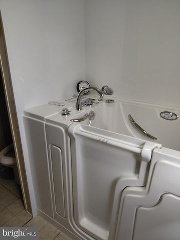 11 TRENTON ST, Petersburg, WV 26847