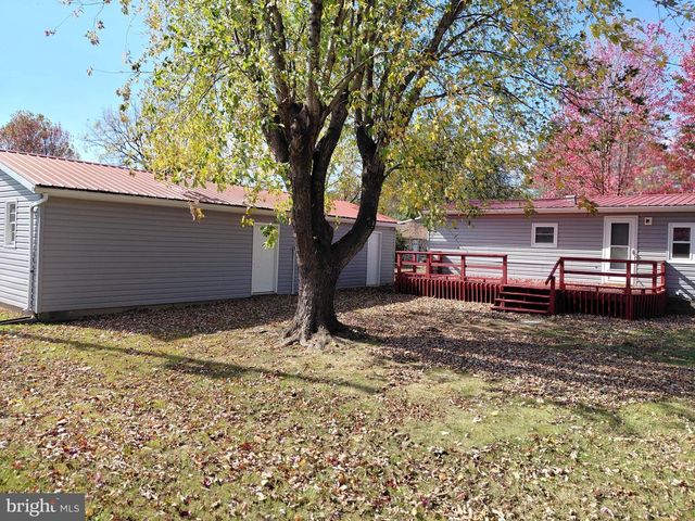 11 TRENTON ST, Petersburg, WV 26847