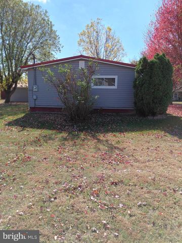 11 TRENTON ST, Petersburg, WV 26847