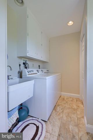 8 VILLAGE SQUARE, Willow Street, PA 17584