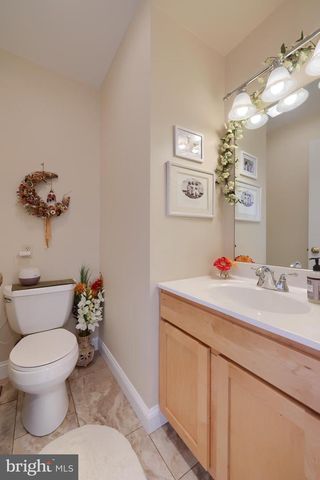 8 VILLAGE SQUARE, Willow Street, PA 17584