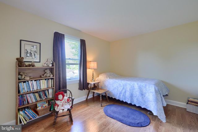 8 VILLAGE SQUARE, Willow Street, PA 17584