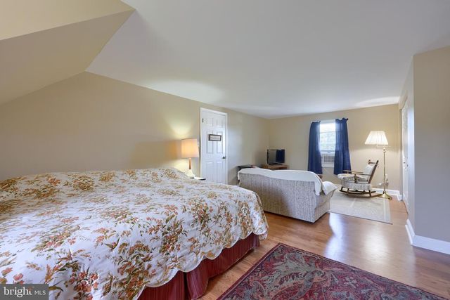 8 VILLAGE SQUARE, Willow Street, PA 17584