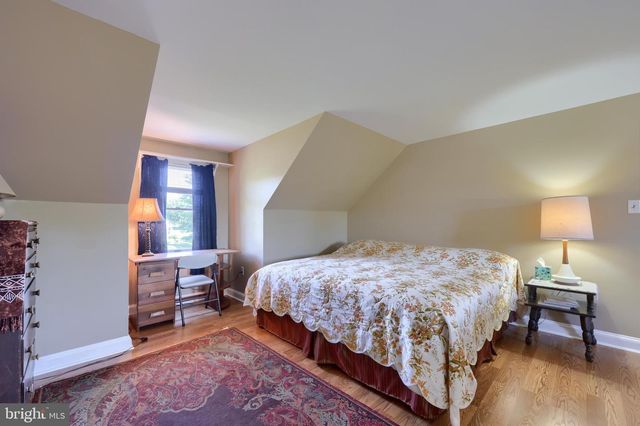 8 VILLAGE SQUARE, Willow Street, PA 17584