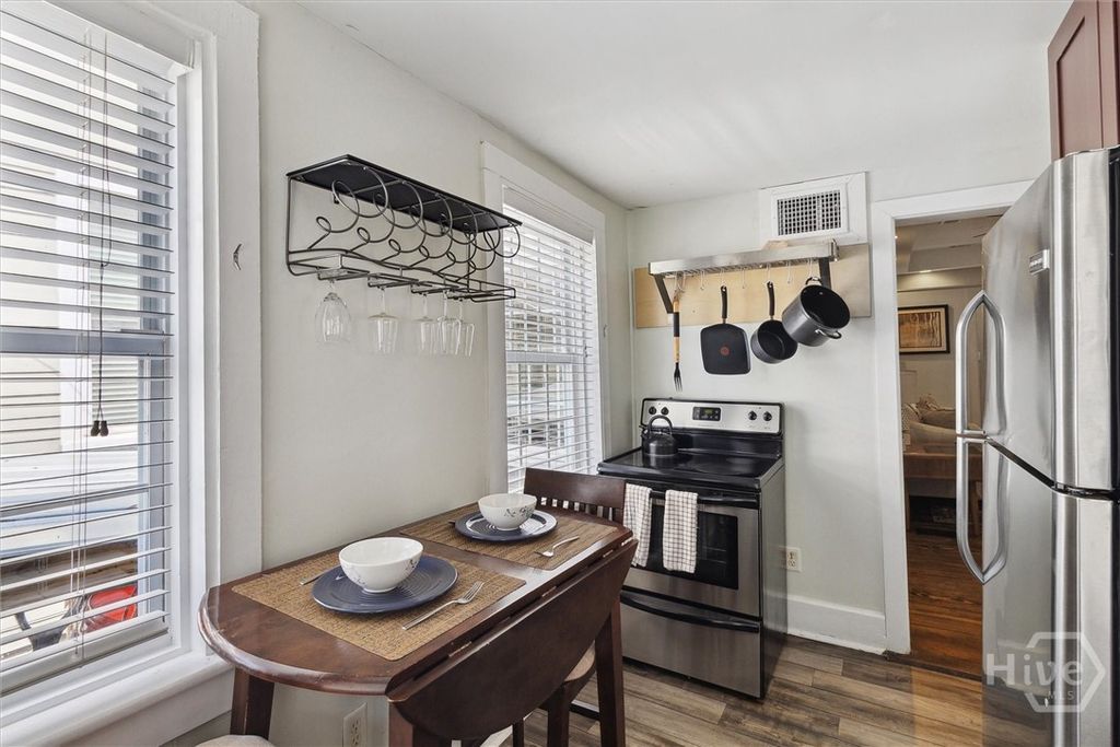 Image 24 of property listing at 527/529 E Gwinnett, Savannah, GA 31401