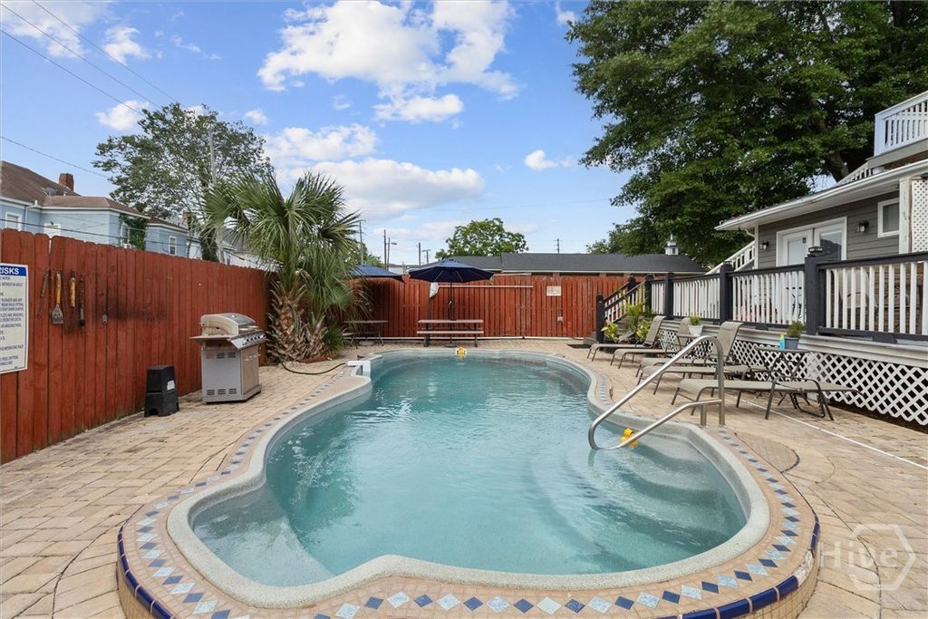 Image 39 of property listing at 527/529 E Gwinnett, Savannah, GA 31401