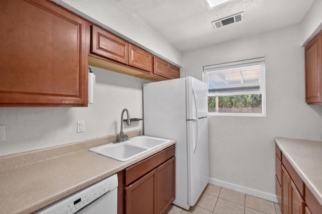 1776 Borealis Avenue SE, Rio Rancho, NM 87124