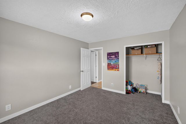 1776 Borealis Avenue SE, Rio Rancho, NM 87124