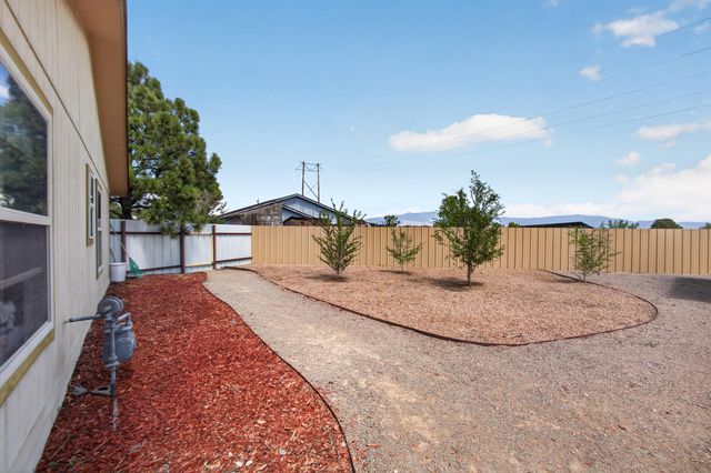 1776 Borealis Avenue SE, Rio Rancho, NM 87124