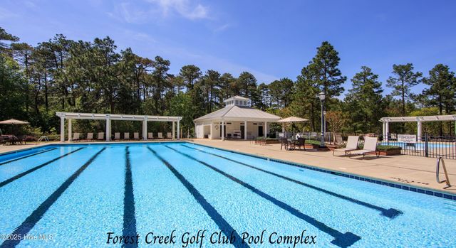 12 Hemlock Court, Pinehurst, NC 28374