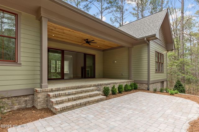 12 Hemlock Court, Pinehurst, NC 28374