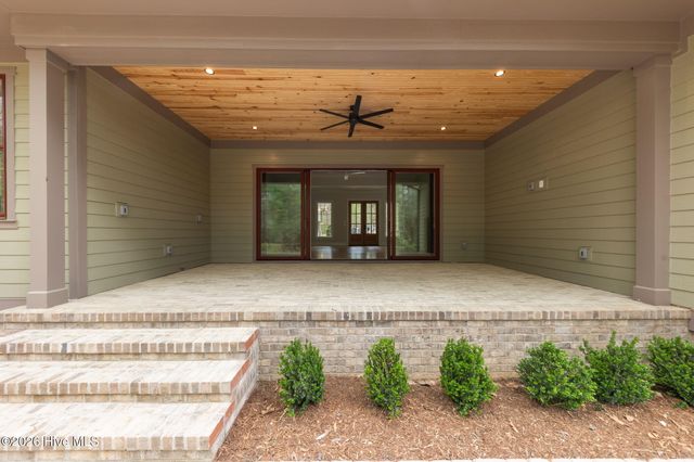 12 Hemlock Court, Pinehurst, NC 28374