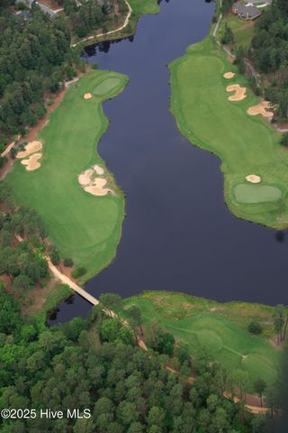 12 Hemlock Court, Pinehurst, NC 28374