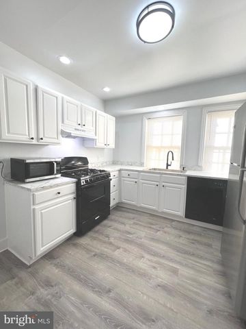 405 N 2ND ST, Camden, NJ 08102