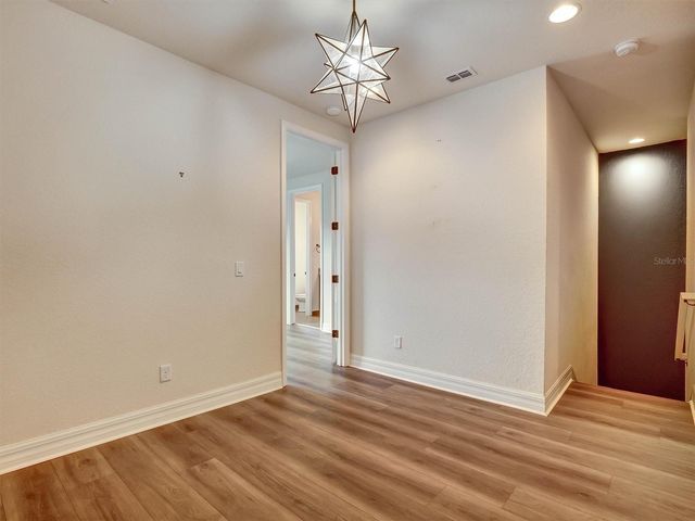 9986 EAGLE CREEK CENTER BOULEVARD, Orlando, FL 32832