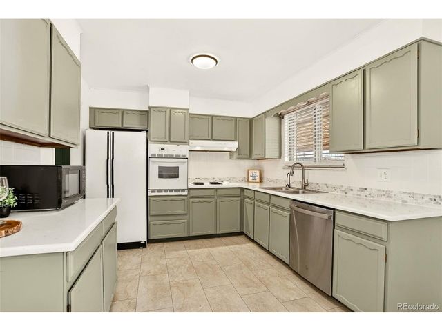 663 Polaris Pl, Thornton, CO 80260