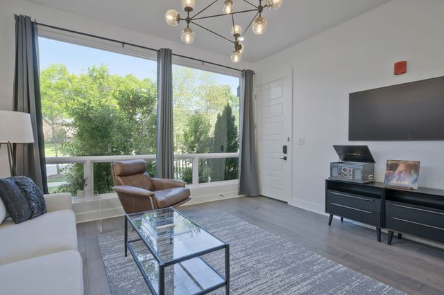 3131 Long Blvd Apt 101, Nashville, TN 37203