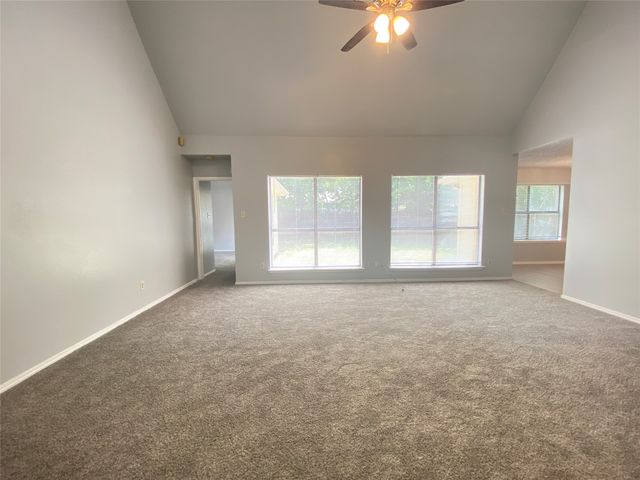 6101 Meadowside Trail, Arlington, TX 76017