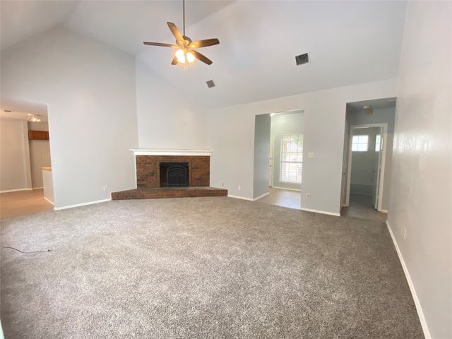 6101 Meadowside Trail, Arlington, TX 76017