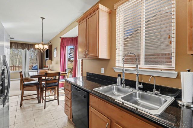 28294 Cottage Lane, New Hudson, MI 48165