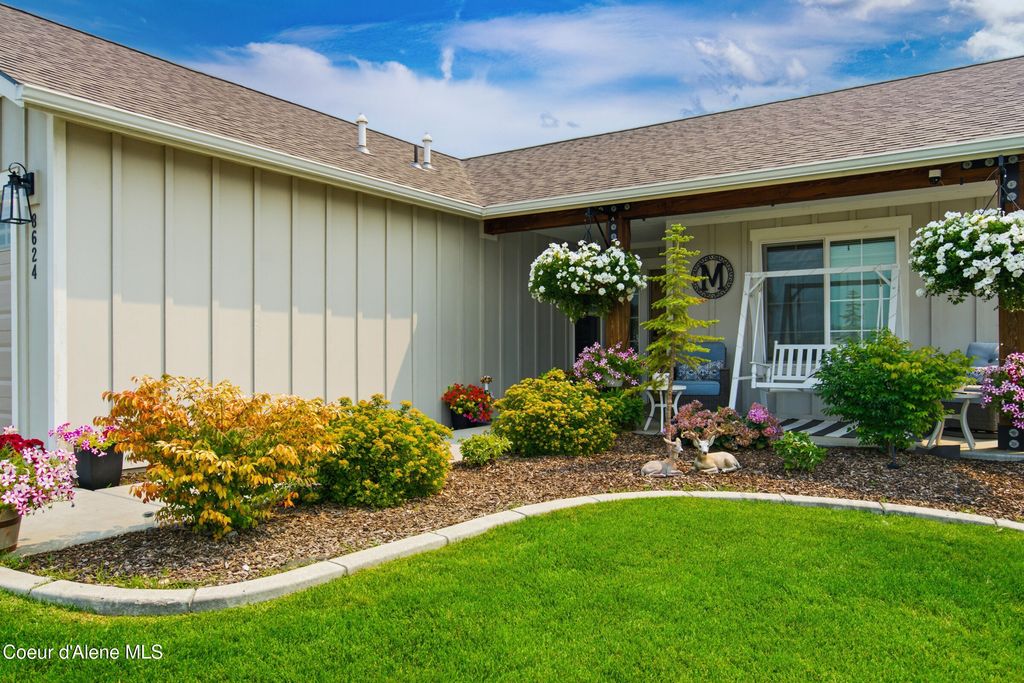 8624 W Ferguson Ln, Rathdrum, ID 83858 photo 3