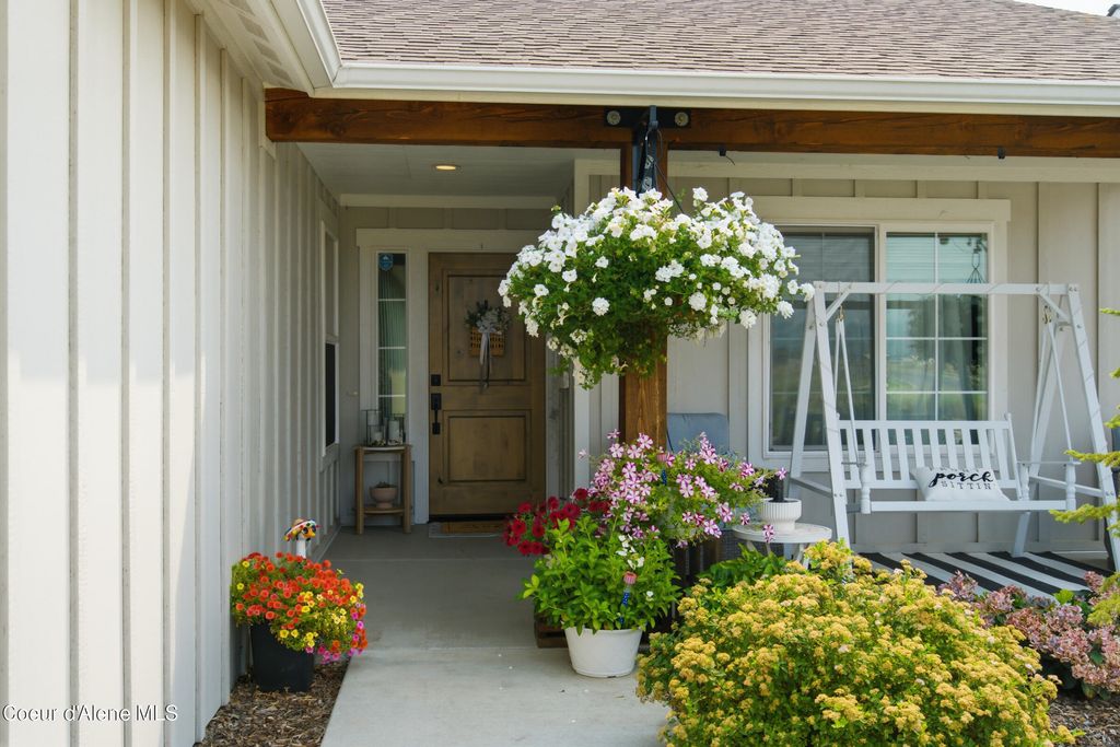 8624 W Ferguson Ln, Rathdrum, ID 83858 photo 5