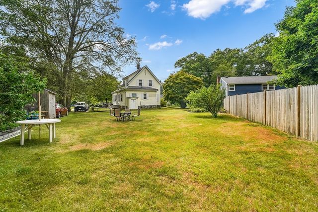 578 Plain St, Brockton, MA 02302