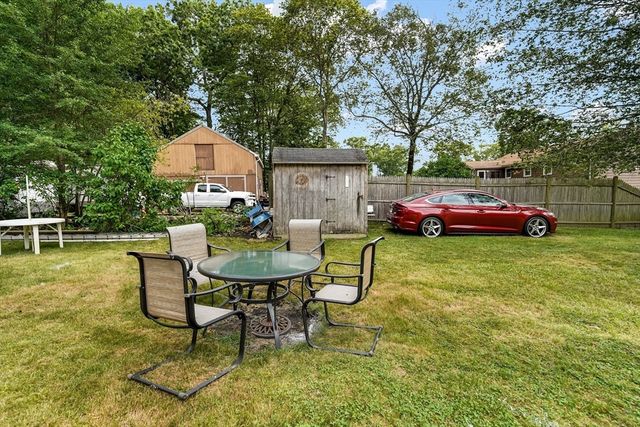 578 Plain St, Brockton, MA 02302