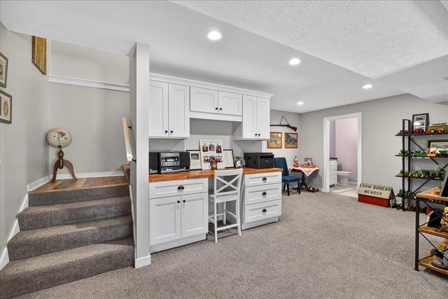 1956 Aspen Valley Lane, Ionia, MI 48846
