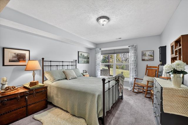 1956 Aspen Valley Lane, Ionia, MI 48846