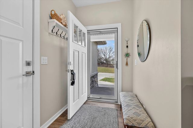 1956 Aspen Valley Lane, Ionia, MI 48846