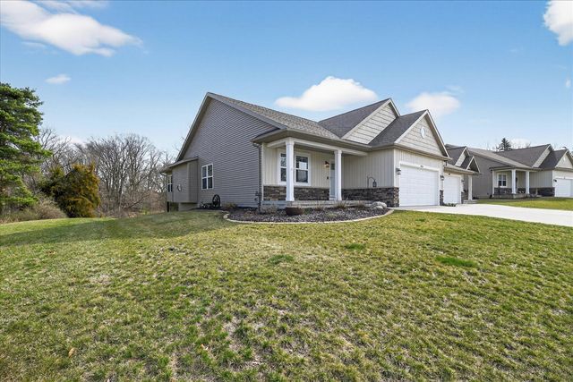 1956 Aspen Valley Lane, Ionia, MI 48846