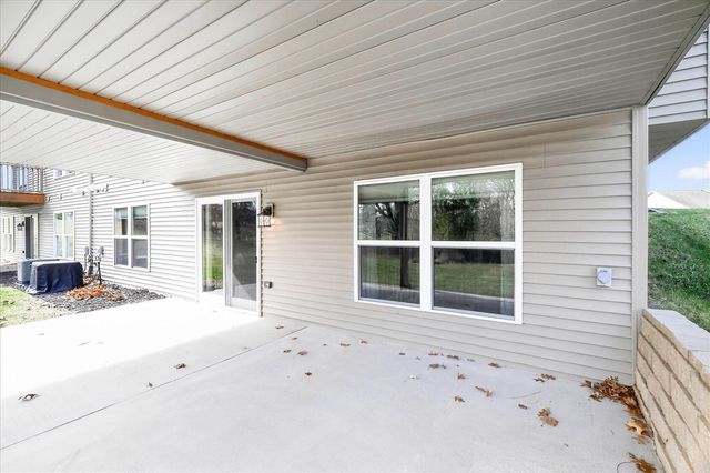 1956 Aspen Valley Lane, Ionia, MI 48846