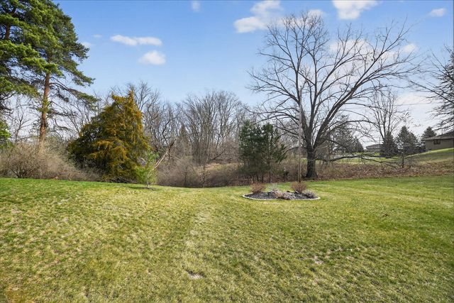 1956 Aspen Valley Lane, Ionia, MI 48846