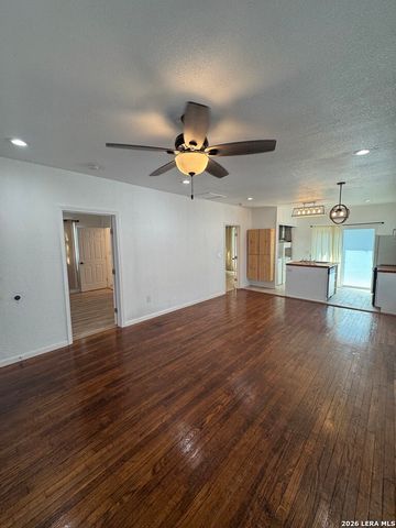 138 PAUL ST, San Antonio, TX 78203