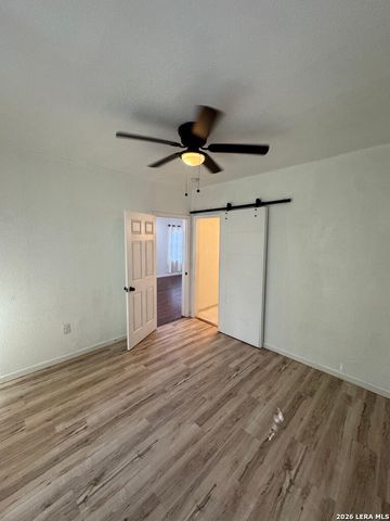 138 PAUL ST, San Antonio, TX 78203