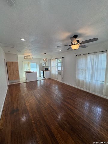 138 PAUL ST, San Antonio, TX 78203