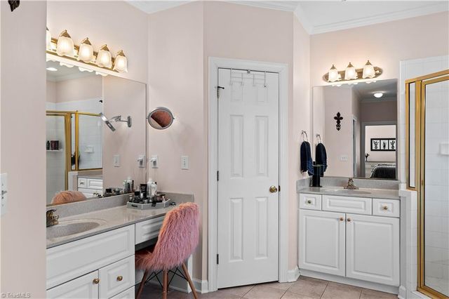 517 Oak Valley Boulevard, Advance, NC 27006